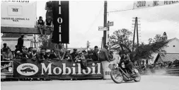  ??  ?? Patchett en action sur sa Jawa 500 lors du Grand Prix d’Autriche 1932.