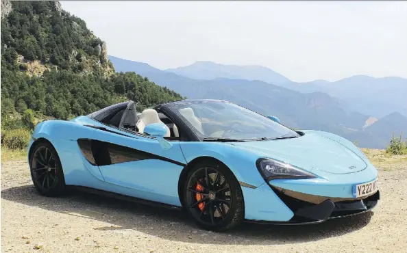  ?? PETER BLEAKNEY/DRIVING ?? The 2018 McLaren 570S Spider hits the 100 km/h mark in 3.2 seconds and tops out at 328 km/h, 315 km/h with the top down.