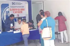  ??  ?? La elección del nuevo dirigente del PAN en el Estado de México se realizó el pasado domingo. Sondón dice que el computo de los paquetes ha sido lento.