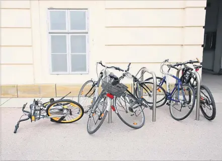  ?? [ Jenis ] ?? Hoher Verschleiß: 100 von 800 oBikes wurden bereits ersetzt. Sie wurden von Vandalen demoliert oder in Flüsse geworfen.