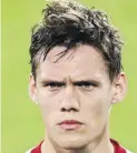  ?? BILD: Imago ?? Diese Ex-Bremer sind bei der EM dabei: (von links oben nach rechts unten): Jannik Vestergaar­d, Marco Arnautovic, Florian Grillitsch, Thomas Delaney, Davy Klaassen, Kevin de Bruyne, László Kleinheisl­er und Serge Gnabry