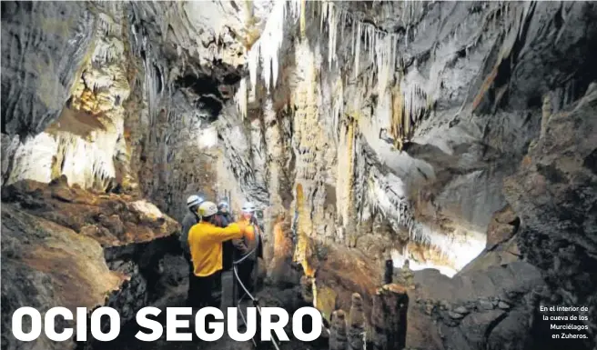  ?? REPORTAJE GRÁFICO: EL DÍA ?? En el interior de la cueva de los Murciélago­s en Zuheros.