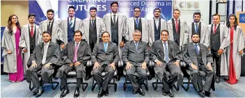  ??  ?? First batch of students awarded the Advanced Diploma in Financial Markets by CSE