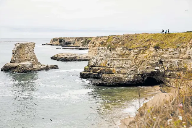  ?? RANDY VAZQUEZ/ STAFF ARCHIVES ?? The Ohlone Bluff Trail winds along the edge of Wilder Ranch, where land meets sea.