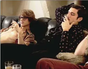  ??  ?? ##JEL#172-263-http://bit.ly/2jU70Sz##JEL# Gaspard Ulliel et Louis Garrel dans Saint Laurent (2014) de Laurent Bonello.