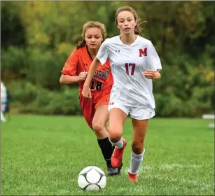  ?? Photo by Jerry Silberman / risportsph­oto.com ?? Karissa Ciullo (17) and the Mount St. Charles girls soccer team is still looking for its first win of the season after Thursday’s 5-0 Division II defeat to West Warwick.