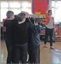  ??  ?? Inveraray pupils with Victoria Beesley making a house for ‘My Friend Selma’.