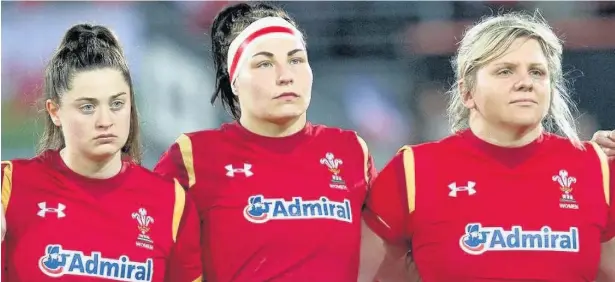  ?? NEIL KENNEDY ?? Prop forward Amy Evans, pictured centre, lining up for Wales in the women’s Six Nations earlier this year
