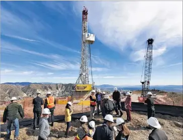  ?? Irfan Khan Los Angeles Times ?? LOS ANGELES Mayor Eric Garcetti visits the Aliso Canyon natural gas storage facility in December 2015.