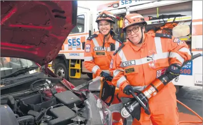  ?? ?? FINE-TUNING SKILLS: State Emergency Service members Djulia Conception, Ararat, left, and Nuccia Isaacson, Horsham, take part in VICSES Women in Rescue exercises in Stawell. Picture: PAUL CARRACHER