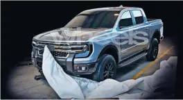  ??  ?? Así podría ser la silueta de la nueva generación de las pickups Ranger y Amarok, según publicó el sitio norteameri­cano Wheels Magazine.