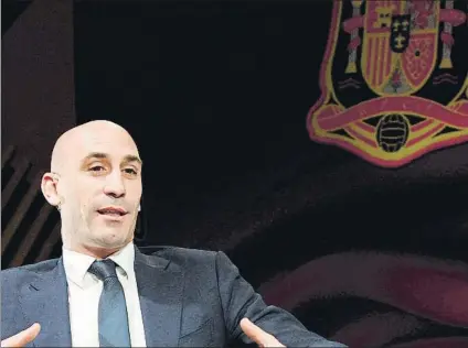  ?? FOTO: EFE ?? Luis Rubiales presentó ayer su candidatur­a para dirigir la RFEF den lugar de Villar. No cree que España se quede sin ir al Mundial de Rusia