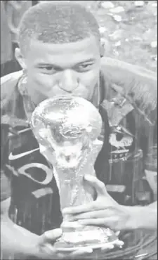  ??  ?? Nineteen year-old Kyluan Mbappe who ended with 4 goals won the Best young player Award.