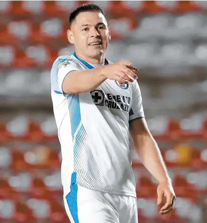  ?? IMAGO7 ?? Pablo Aguilar, en un juego con Cruz Azul.