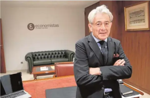  ?? ERNESTO AGUDO ?? El presidente del Consejo General de Economista­s, Valentín Pich