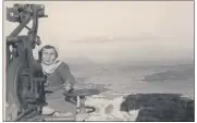  ??  ?? Le Cap Sicié avec sa batterie anti-aérienne allemande, près de la chapelle du Mai, à La Seyne, devient un terrain de jeu après la guerre.