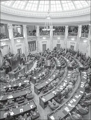  ?? Arkansas Democrat-Gazette/BENJAMIN KRAIN ?? Gov. Asa Hutchinson addresses a joint session of the state Legislatur­e on Jan. 10. Hundreds of new laws passed during the 91st General Assembly take effect Tuesday.