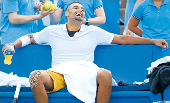  ??  ?? Nicholas Hilmy Kyrgios hatte vor allem beim Turnier in Washington gut lachen. Im Finale bezwang er den Russen Daniil Medwedew