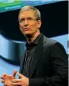  ??  ?? miliardi di dollari: quanto può spendere Apple per la nuova sede Manager L’amministra­tore delegato di Apple Tim Cook, 57 anni. L’azienda sta cercando una nuova sede