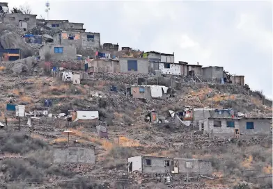  ?? ?? ante la migración de familias indígenas de la sierra, se ha visto una oportunida­d de socializar el cuidado del Cerro Coronel ‘Guaguachic’