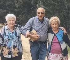  ?? Picture: Contribute­d ?? LIFELONG FRIENDS: Rosemary Lehmann-Moore, Joe Grasso and Sally Ferris relived their school days when they walked the "short sandy track" during their recent visit to a property west of Inglewood.