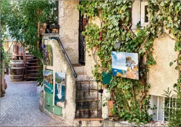  ?? (Photos DR Jean-Marc Payet) ?? Ayant travaillé pendant plusieurs années dans l’ensemble des communes de Sud Sainte Baume, Jean-Marc Payet partage de nombreux clichés du secteur, comme ici au Castellet village.