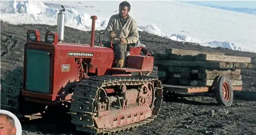  ??  ?? Dr Bruce Riddolls, also inset, explored remote parts of Antarctica in the 1960s.