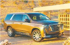  ??  ?? Designers added a horizontal headlamp to reinforce the SUV’s strong face.