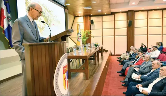  ?? DANNY POLANCO ?? Frank Moya Pons durante el Congreso Hispanoame­ricano de Historia de la Construcci­ón realizado en la PUCMM.