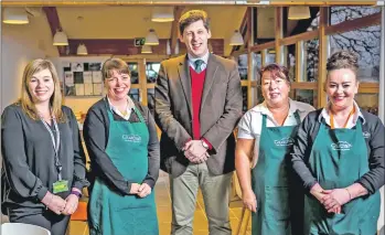  ??  ?? Lord Duncan with Cruachan visitor centre staff.