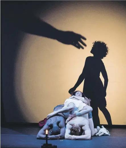  ?? IAN DOUGLAS ?? Pilobolus Dance Theater’s Shadowland is an innovative multimedia production.