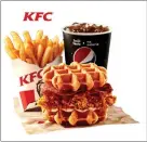  ??  ?? The new KFC menu addition also comes in a ‘Combo’ set.