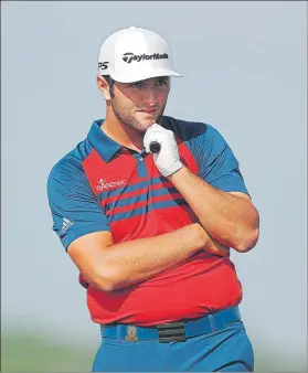  ?? FOTO: EFE ?? Jon Rahm El vasco tuvo un inesperado comienzo de Open USA con 5 bogeys y un birdie