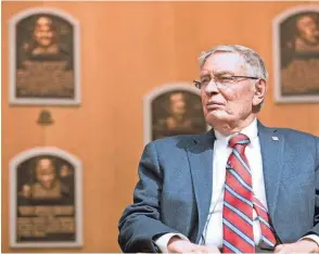  ?? MILO STEWART JR. / NATIONAL BASEBALL HALL OF FAME AND MUSEUM ?? Former Commission­er Bud Selig sits in the Baseball Hall of Fame’s Plaque Gallery during his orientatio­n visit Thursday in Cooperstow­n, N.Y. See more photos at jsonline.com/sports.