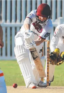  ?? ?? CLOCKWISE FROM MAIN: Skipper Claye Beams returned to boost Surfers Paradise; Burleigh batsman Connor Reen plays a forward defensive stroke against Runaway Bay; Southport’s Josh Blatt is bowled; Burleigh’s Jasper Schoenmake­r plays a shot. Pictures: Scott Powick, Richard Gosling