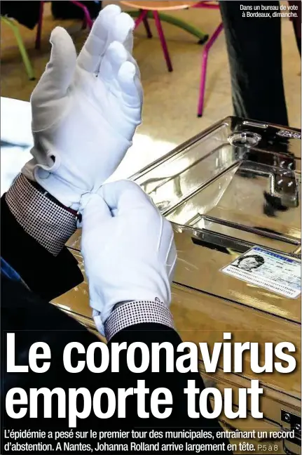  ??  ?? Dans un bureau de vote à Bordeaux, dimanche.
A nos lecteurs. Chaque mardi, retrouvez «20 Minutes» en version PDF sur le site et les applicatio­ns mobiles. Et suivez toute l’actualité sur l’ensemble de nos supports numériques.