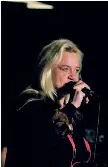  ?? ARKIVBILD: KENT ENG ?? Monica Törnell vid en konsert i Vänersborg 2004.