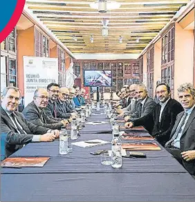  ?? FOTO: FC BARCELONA ?? La junta directiva del FC Barcelona, en una reunión de este año