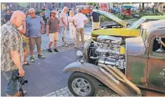  ?? RP-FOTO: RUTH KLAPPROTH ?? Ein Ford „Hot Rod“V8 mit ca 800 PS. 2000 wurde der Wagen generalübe­rholt und bis 2017 von Marco Jansen aus Uevekoven modifizier­t.