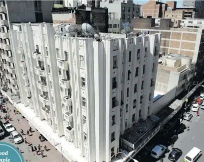  ??  ?? GET IT NOW. Strathearn Mansions is one of the four high-rise Johannesbu­rg CBD flat blocks to be auction by PVA on Tuesday.