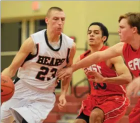  ?? SAM STEWART - DIGITAL FIRST MEDIA ?? Boyertown’s Jerry Kapp tries to drive past CB East’s Elijah Seger, left, and Ryan Plack. Kapp scored a school record 47 points in the Bears’ victory over Whitehall.