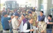  ??  ?? Congress MLAs from Madhya Pradesh leave for Bhopal from Jaipur’s Sanganer Airport on Sunday. PRABHAKAR SHARMA /HT PHOTO