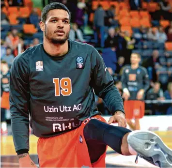  ?? Foto: Horst Hörger ?? Chris Babb ist einer der Spieler, die Ratiopharm Ulm in dieser Saison so erfolgreic­h machen. Den Namen des Amerikaner­s dürften längst auch gut betuchte Vereine aus den europäisch­en Topligen oder gar der NBA auf dem Zettel haben.