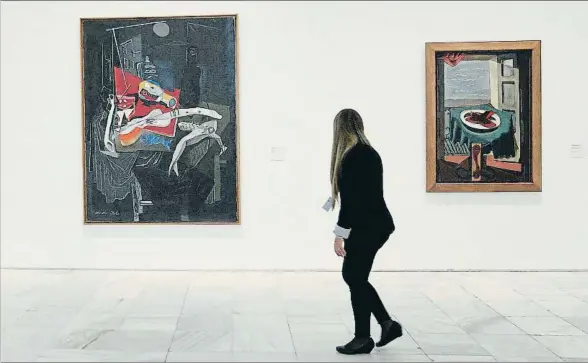  ?? EMILIA GUTIÉRREZ ?? Salvador Dalí, con Natura morta (izquierda), está presente en la exposición de los cubistas; a la derecha, una obra de Manuel Ángeles Ortiz