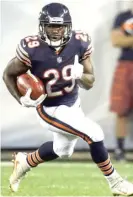  ??  ?? Rookie Tarik Cohen carried 11 times for 77 yards in the Bears’ preseason game Saturday against the Cardinals.
| AP