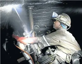  ?? Picture: MOELETSI MABE ?? ROCK STAR: A drill operator working undergroun­d at Lonmin Western platinum mine at Marikana. Mining bosses may earn 209 times as much as the lowest-paid worker