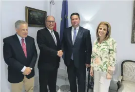  ??  ?? From left: Air Malta CEO Philip Micallef, Acting CEO Joseph Galea, Tourism Minister Edward Zammit Lewis and Air Malta Chairperso­n Maria Micallef