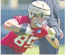  ?? AFP • T. HENDERSON ?? ANSIOSO. George Kittle espera que la afición en el Estadio Azteca se vuelque a favor de ellos.