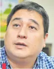  ??  ?? Eduardo Nakayama, del Movimiento Renovación Azul, emitió un pronunciam­iento sobre la situación social del país.