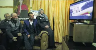  ?? Ammar Awad / Reuters ?? The family of Palestinia­n victim Abdul Fatah Al Sharif watch the hearing.